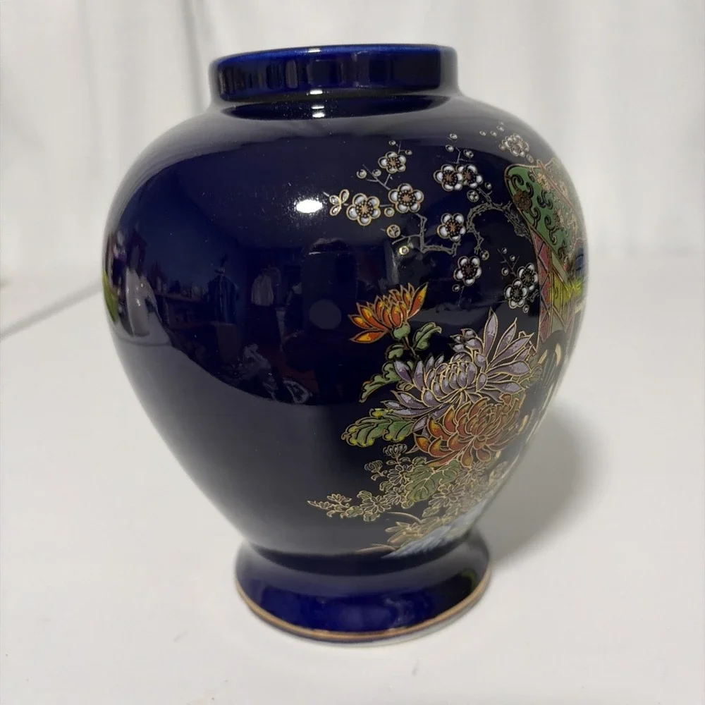 Vintage Japanese Cobalt Blue Ginger Jar Vase Hand Painted Floral Rickshaw 6